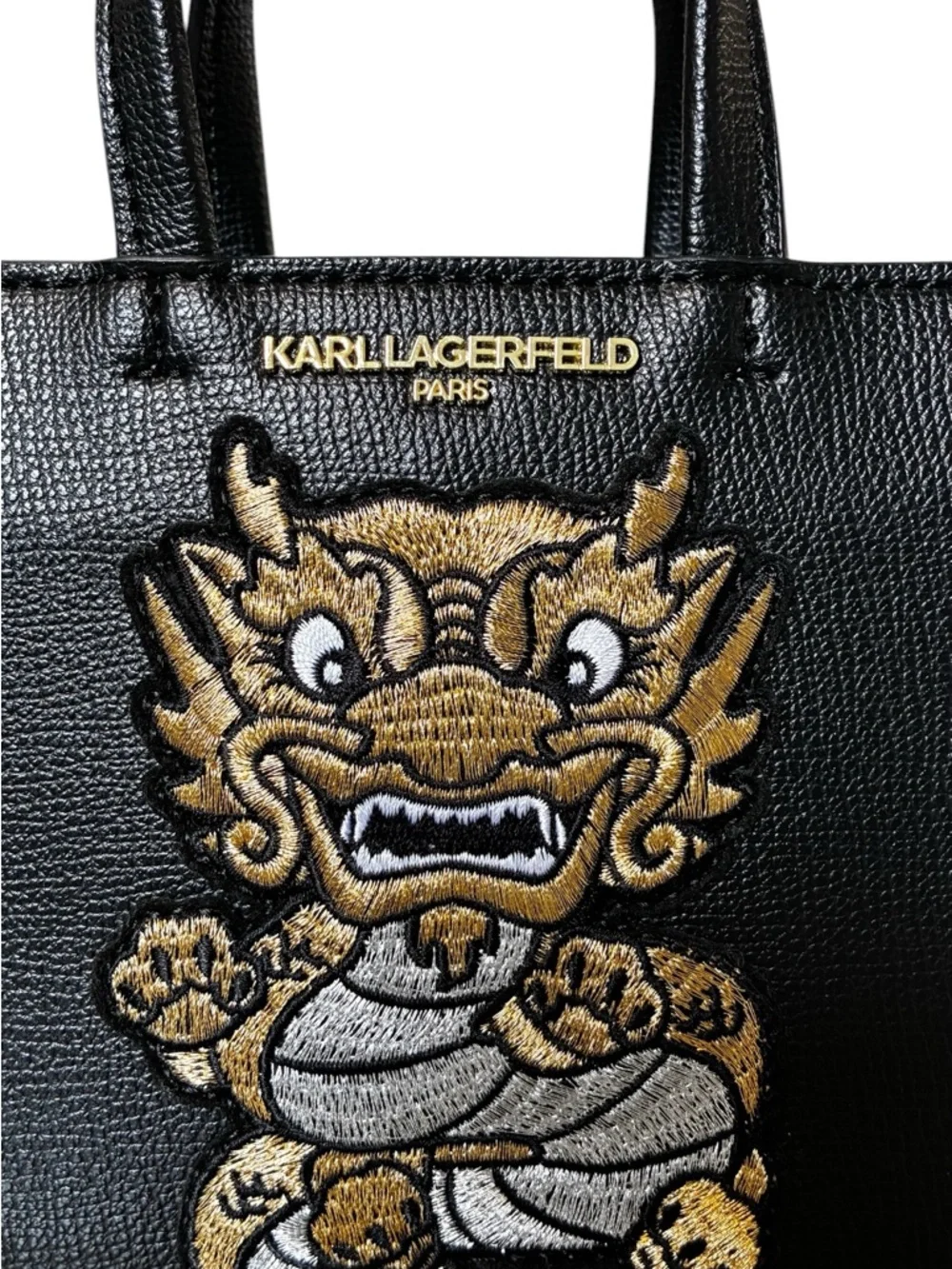 Karl Lagerfeld Crossbody
Simone Dragon Collection - Picture 6 of 10